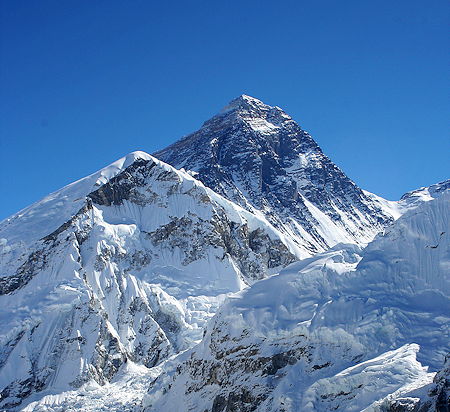 Mount Everest seen from Kalapatthar