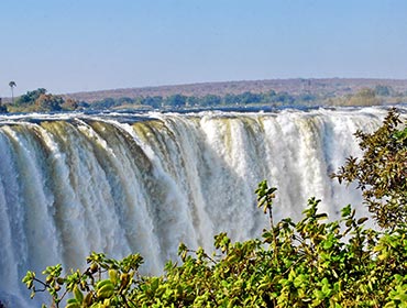 Zimbabwe's Victoria Falls (© Harvey Barrison, CC-BY-SA-2.0)