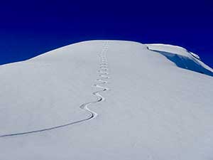 The first line of the season from the summit of the Jungfrau