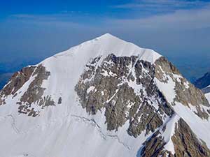 The triangular summit of the Monch