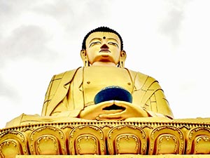 The giant golden Buddha at Swayambhunath