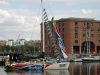 A yacht moored at Albert Dock, Liverpool (© Rept0n1x, CC-BY-ASA-3.0)