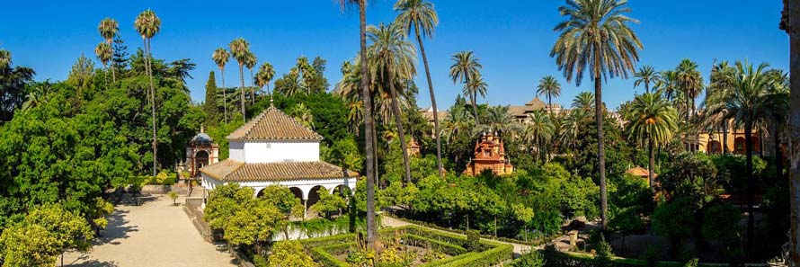 Gardens of Sevill's Alcazar (© Mihael Grmek, CC-BY-ASA-3.0)