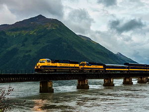 The White Pass Railway, Girdwood, Alaska, USA (© Diego Delso, CC BY-SA 4.0)