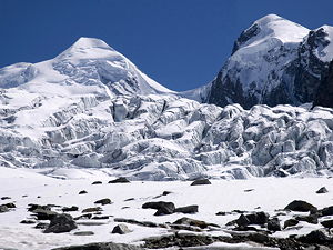Castor (4223 metres) and Pollux (4092 metres). Grenz glacier in the foreground.