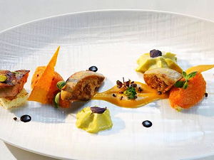 One of the many available courses at the 'Ristorante Capri' in Zermatt (© montcervinpalace.ch)